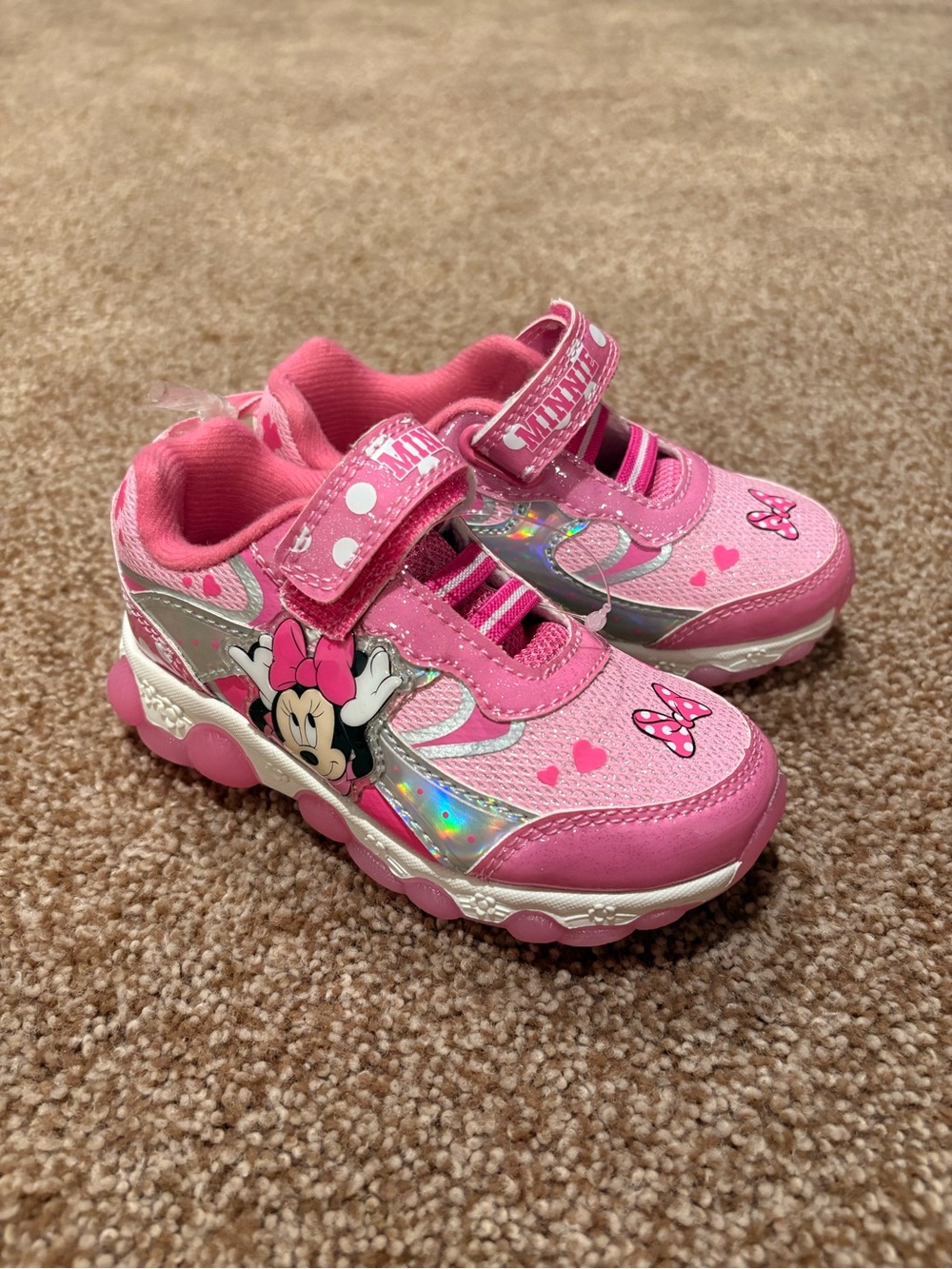 NWOT | Disney Minnie | Pink Light Up Sneakers | Toddler 8